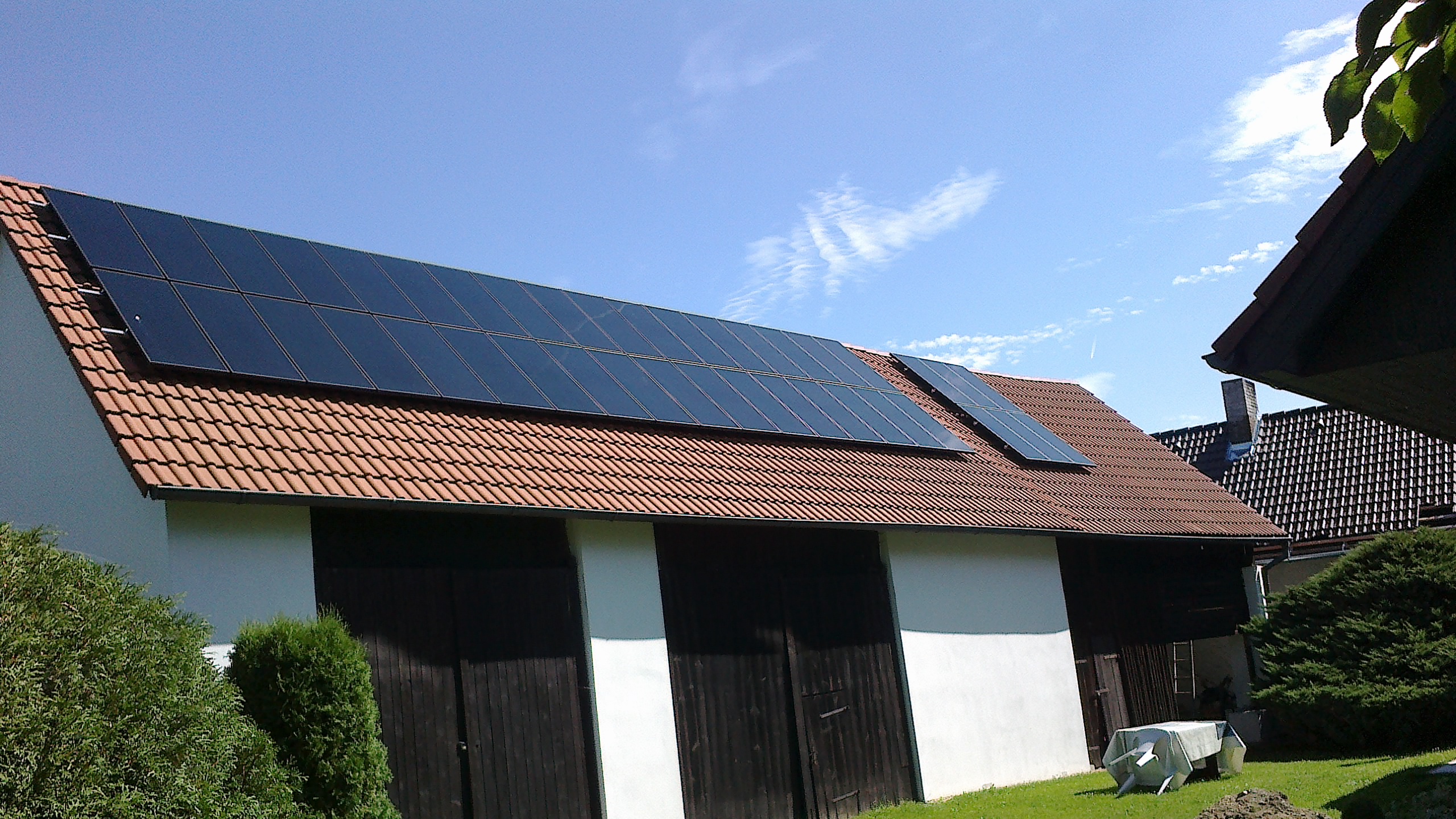 Fotovoltaická elektrárna Křenovice, FV panely Avancis